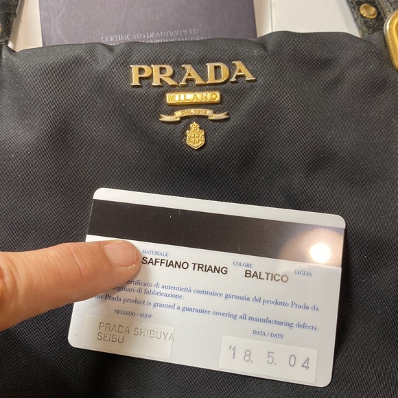 Vintage Prada Saffiano Triang Purse Baltic Black 2004 - Picture 3 of 12